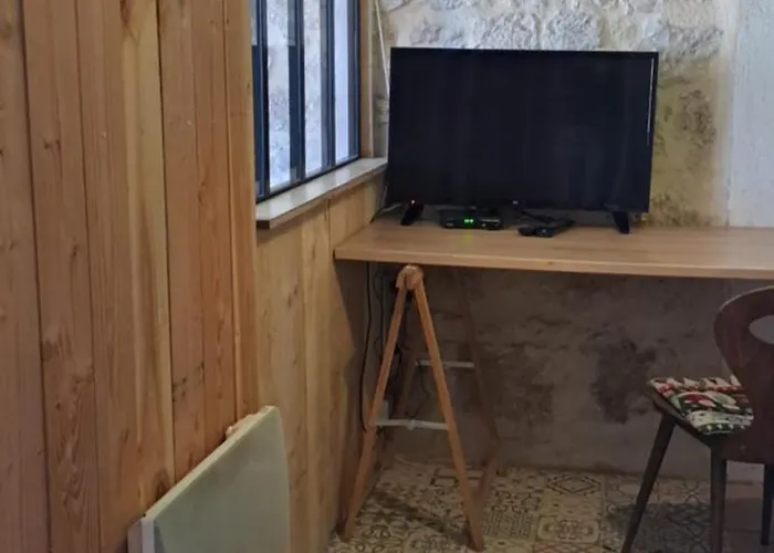 Au Coeur Du Quercy דירה Vaylats